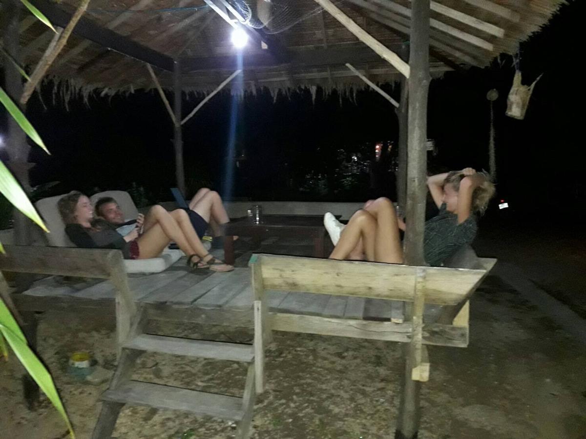 Hotel Rasta House,,Koh Phayam Zewnętrze zdjęcie