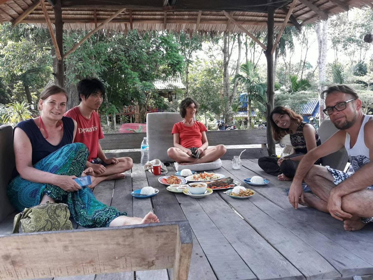 Hotel Rasta House,,Koh Phayam Zewnętrze zdjęcie