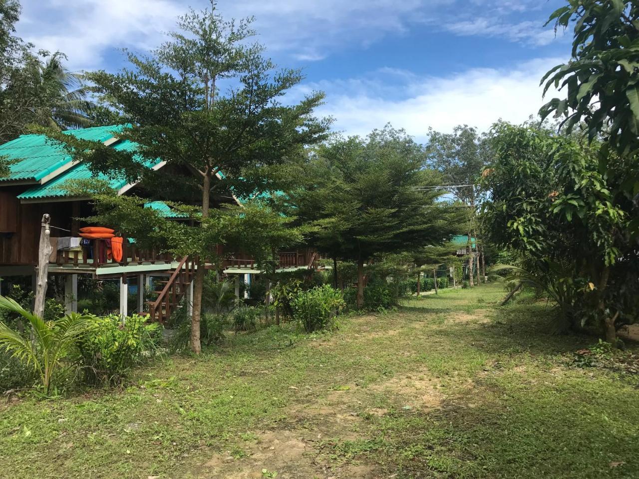 Hotel Rasta House,,Koh Phayam Zewnętrze zdjęcie
