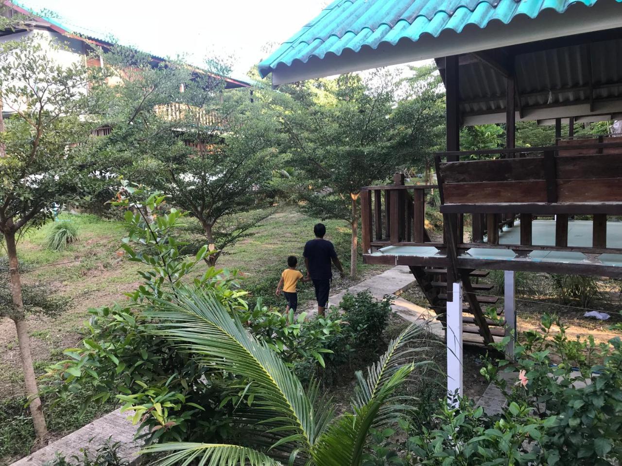 Hotel Rasta House,,Koh Phayam Zewnętrze zdjęcie