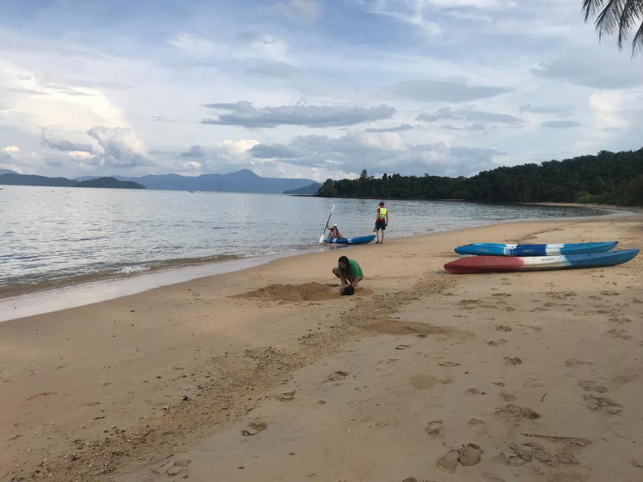 Hotel Rasta House,,Koh Phayam Zewnętrze zdjęcie