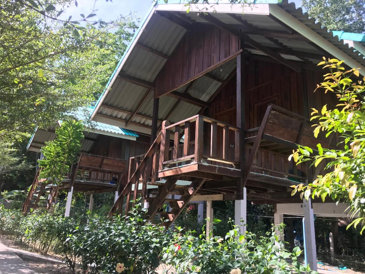 Hotel Rasta House,,Koh Phayam Zewnętrze zdjęcie